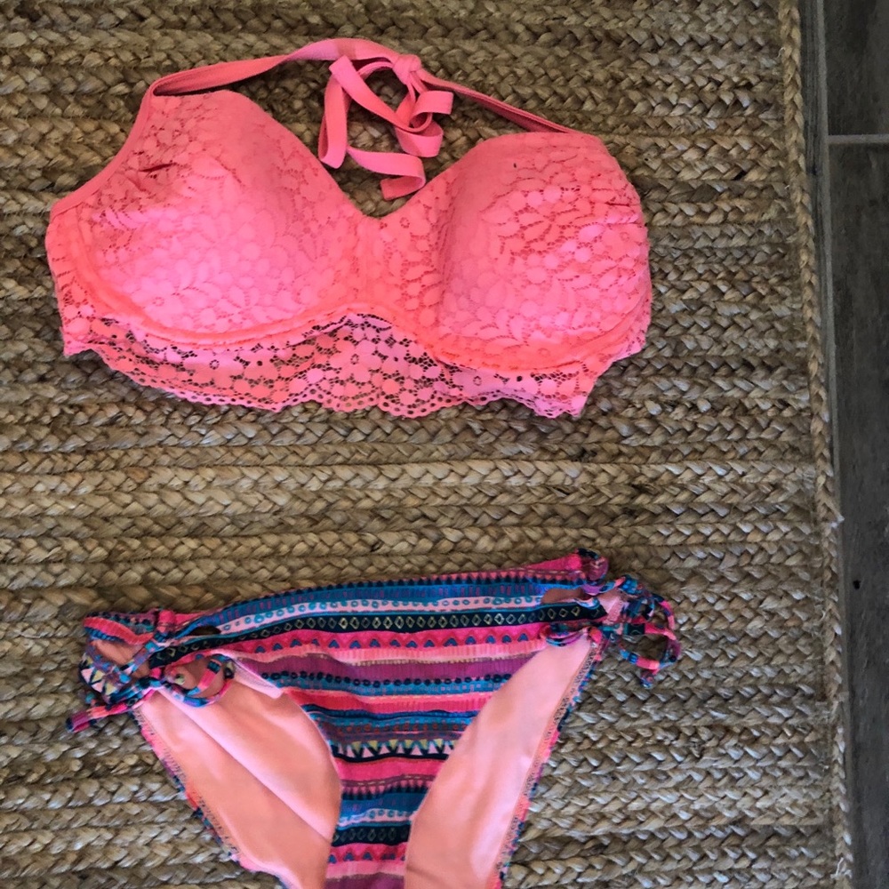 Xhilaration swim set